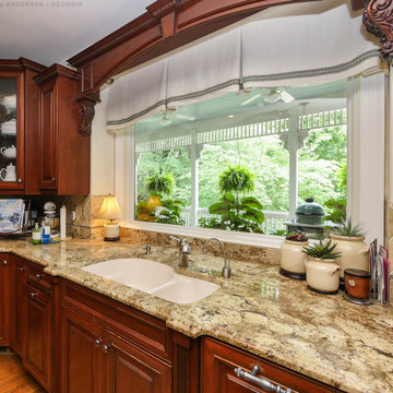 Large Picture Window in Superb Kitchen - Renewal by Andersen Georgia