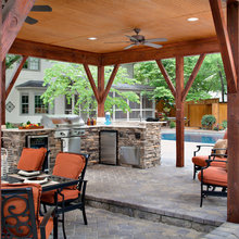Outdoor Kitchen