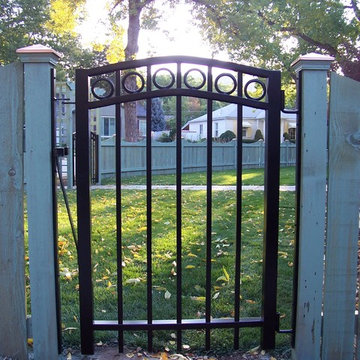 Dynasty Walkway Gate