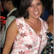 Sally Suteras foto