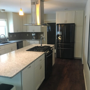 Modern Kitchen Remodel Done With New Cabinets in Maple