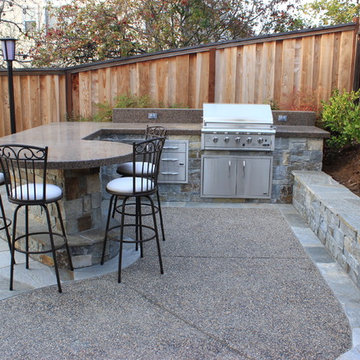 Outdoor Kitchens