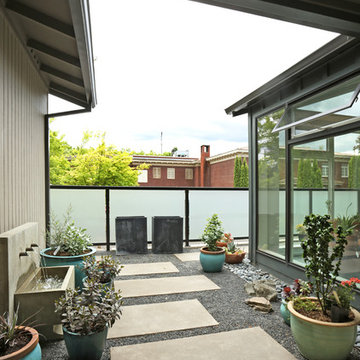 Douglas & Bruce's Mid-Century Addition