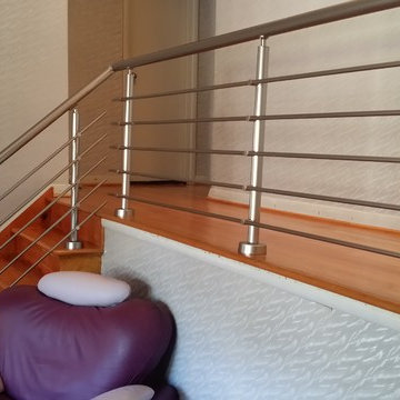 Interior ultra modern metalic railing