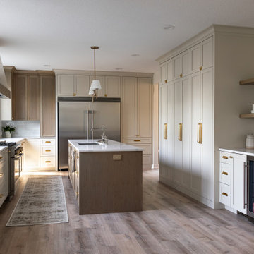 Timeless Chic: Elegant Neutral Kitchen
