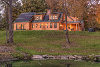 Example of an exterior home design in Burlington