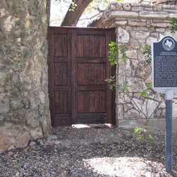 Custom Gates - Products