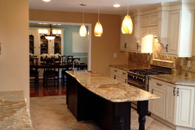 Elegant kitchen photo in Philadelphia
