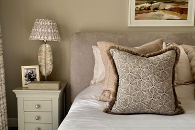 Design ideas for a modern bedroom in Other.