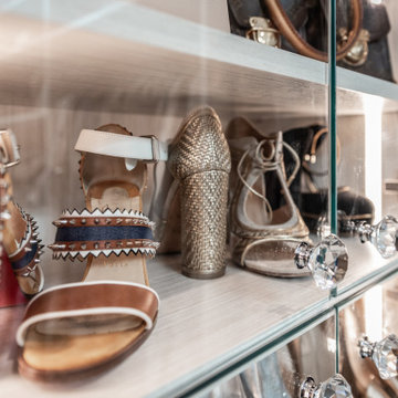 Comtemporary Walk In Closet