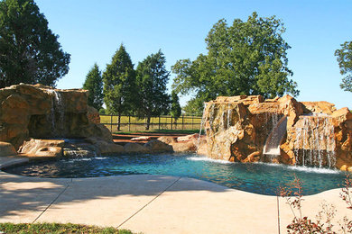 Swimming Pool & Landscape Water Features