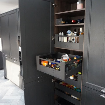 Solid Oak Caneo Grey Shaker Bolero kitchen