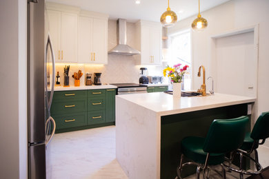 Kitchen - scandinavian kitchen idea in Toronto