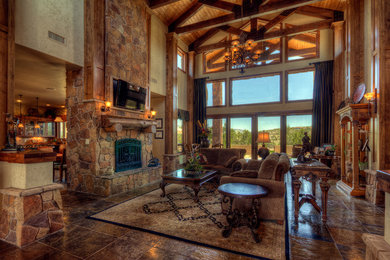 Living room photo in Albuquerque