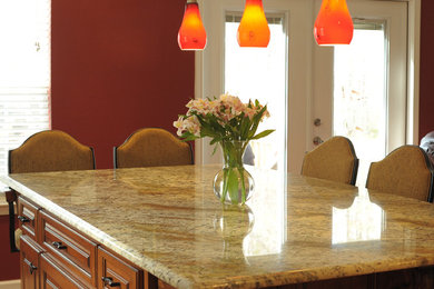 Example of a trendy kitchen design in Atlanta