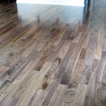 Walnut Natural Smooth Engineered Wood Floor