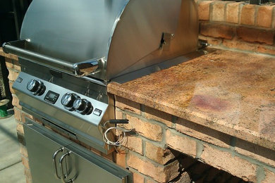 Outdoor Kitchen