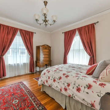32 Perkins St