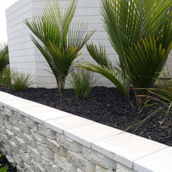 Premier Retaining Wall in White - Products