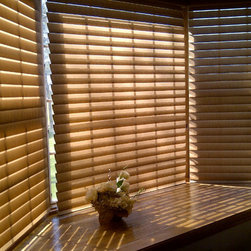 Hunter Douglas - Venetian Blinds