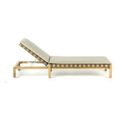 Roda Mistral 104 Sunlounger - Outdoor Chaise Lounges
