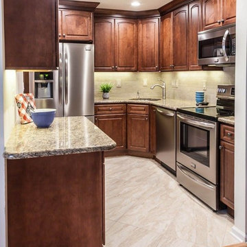 Compact Maple Chestnut Kitchen