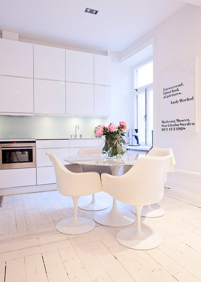 Scandinavian Dining Room by The Apartment