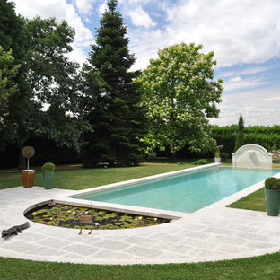 Piscine Classique Avec Des Pavés En Béton Photos Et Idées Déco De