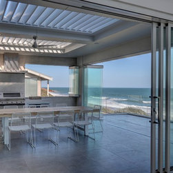 Boomer Beach Framelss Glass - Products