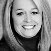Julie Bonds foto