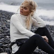 Olisia Y's photo