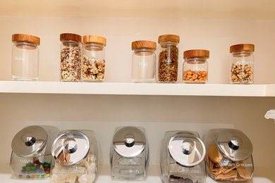 Kitchen - kitchen idea in Dallas
