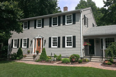 Exterior home idea in New York