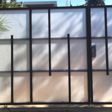 Plexiglass Fencing and Gates