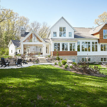 The Holloway - Contemporary Farmhouse
