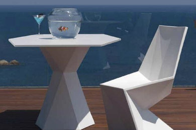 Inspiration for a contemporary patio remodel in Chicago