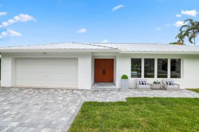 Example of an exterior home design in Miami