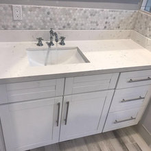 Cathryn bathroom