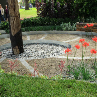 Stilmix Garten mit Rasenkanten in Melbourne