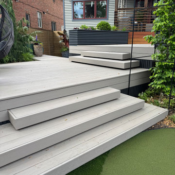 Brooklyn Bayridge with putting green