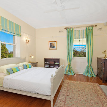 Modernised Elegant Queen Anne