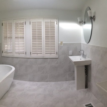 Bathroom Lafayette
