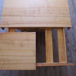 Table de salle &agrave; manger en Merisier - Dining Tables