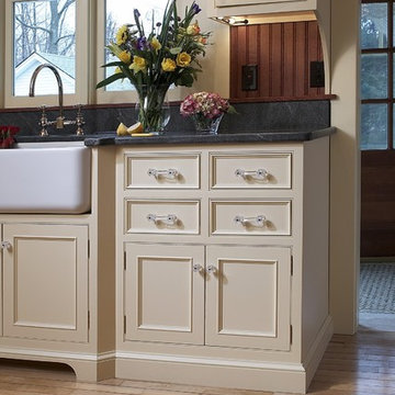 Classic Farmhouse Kitchen