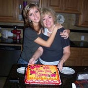 Sharon Hiergesell's photo