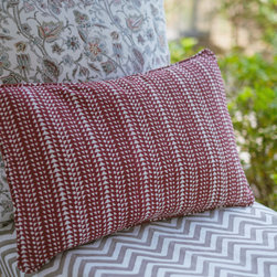 KIKRI CRIMSON 30x50 CUSHION - Products