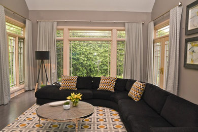 Inspiration for a contemporary home design remodel in Chicago