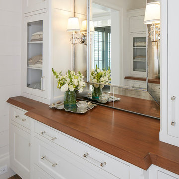 Ocean Marsh Road - Dressing Room