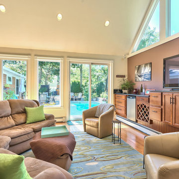 Ranch addition connecting to courtyard