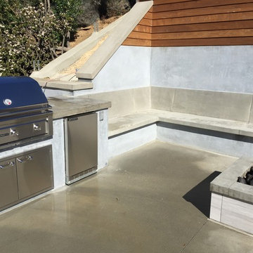 Outdoor Kitchen